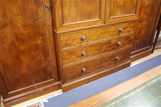 A Victorian mahogany breakfront wardrobe, W.288cm D.65cm H.230cm